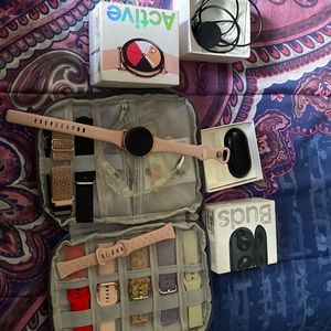 Active wach and Buds Samsung  good condition